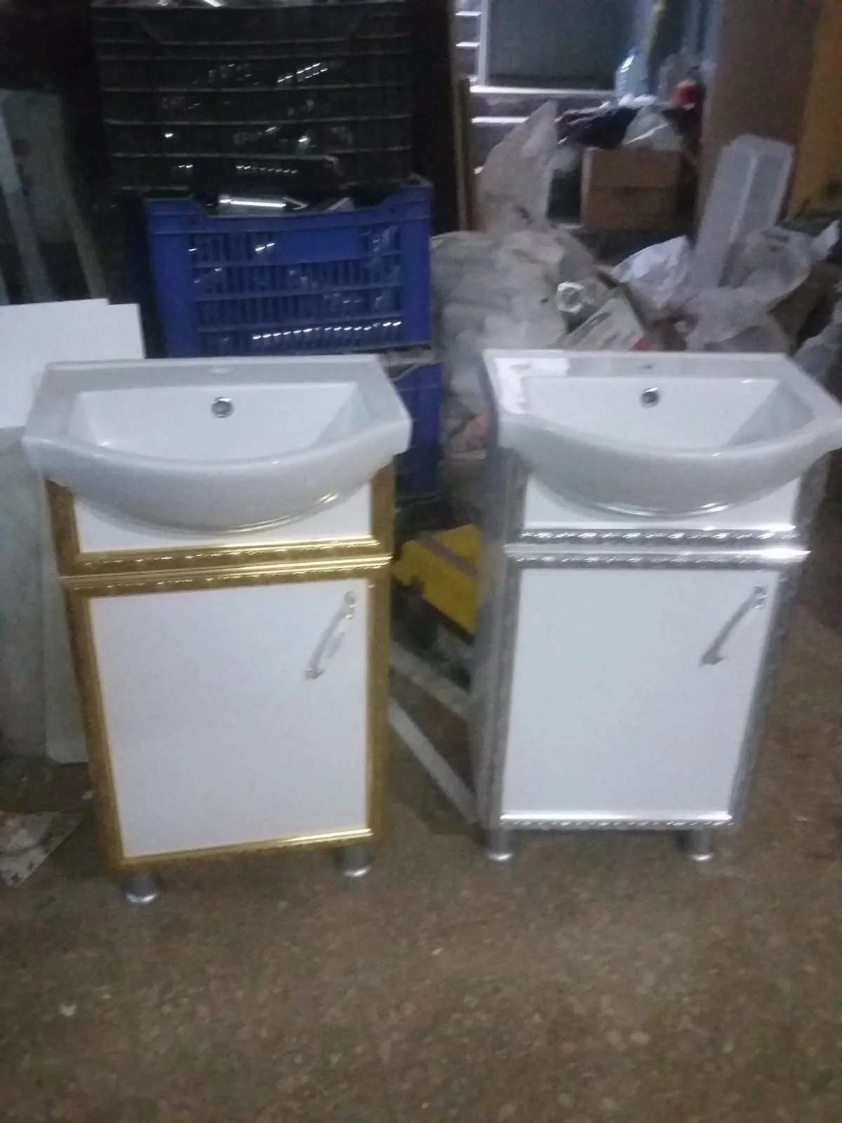 Banyo dolabı
